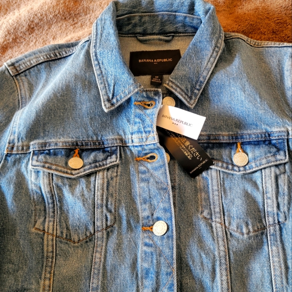 Banana Republic Blue Jean Jacket - Picture 4 of 10